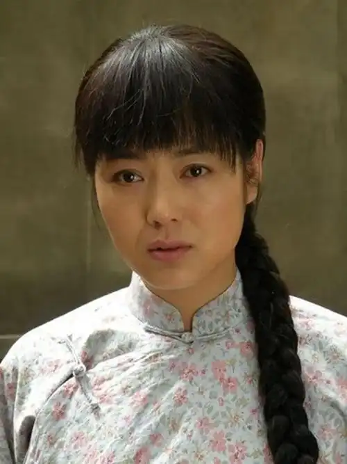 给演农村妇女的7位演员排个名,巩俐第3,赵丽颖第6_腾讯新闻