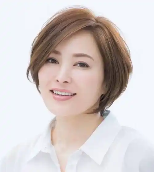 牢记"3要3不要"原则,既优雅得体还减龄时尚_发型_卷发_头发