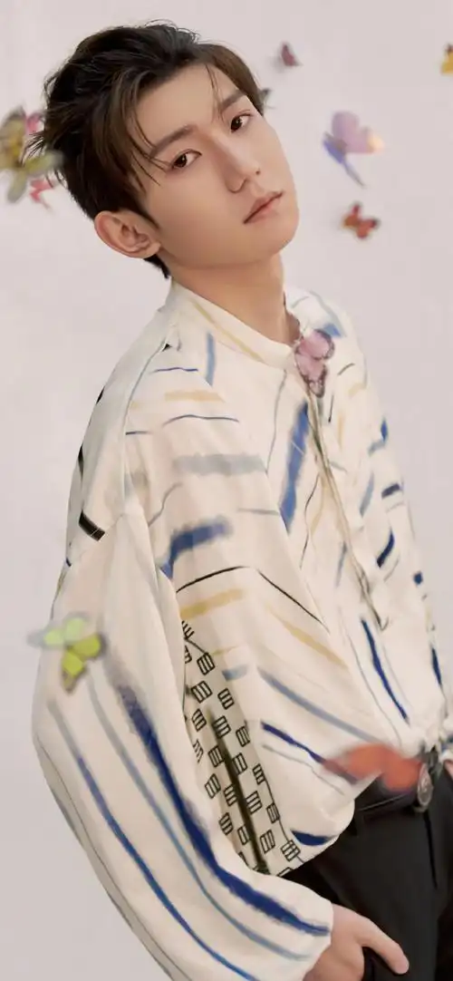 王源帅气男明星手机壁纸