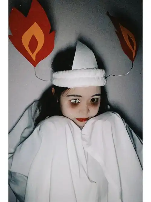 万圣节cos袁湘琴可爱鬼妆