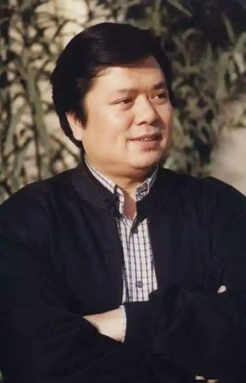 刘茂彦个人资料(李一桐个人资料简介)