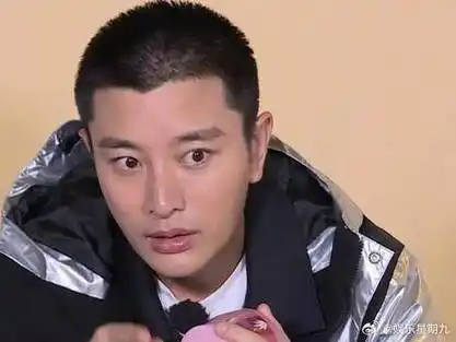 极限挑战宝藏行 #杨超越 厨艺有多绝,#贾乃亮 直呼:厨娘下凡!#综艺