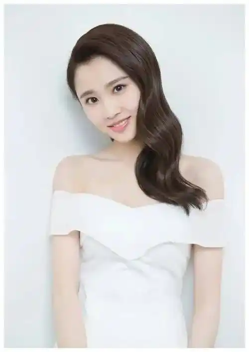 中国内地影视女演员张慧雯经纪公司_电影_电视剧_爱情