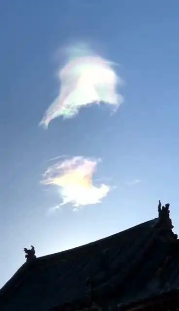 七彩佛光 祥瑞之兆