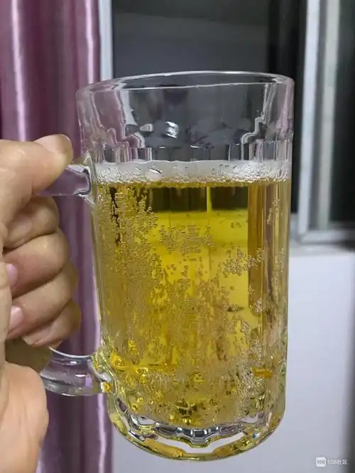 晚上口渴,喝啥都没有喝啤酒痛快,就好这一_畅说108|衢州