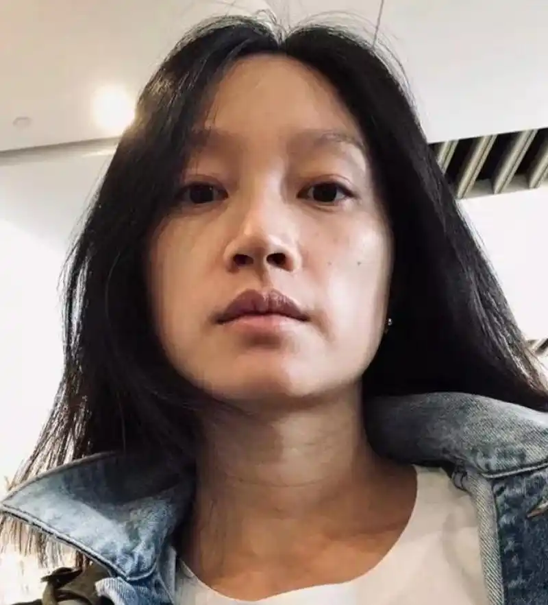 7月18日,朱亚文的老婆沈佳妮在瑞士游玩时晒出了一组照片,引发网友