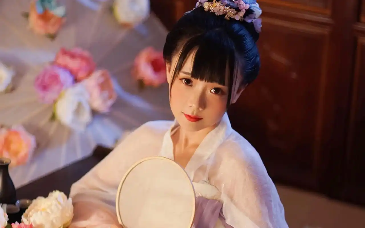 古装清纯美女甜美高清桌面壁纸-美女壁纸-手机壁纸下载-美桌网