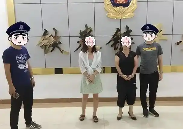 01年坐台女因贩毒被判死缓,3年后却发现,是警察与毒贩合谋陷害