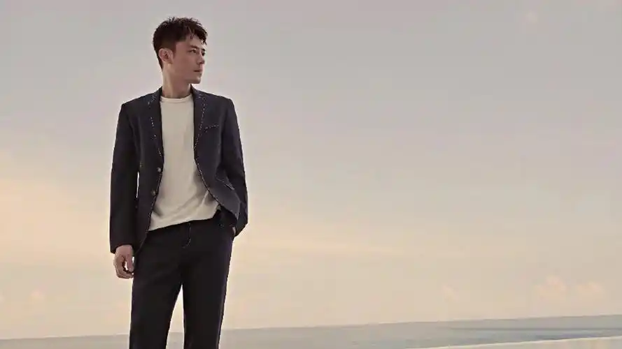 霍建华成熟稳重西装写真,高清图片,电脑桌面-壁纸族