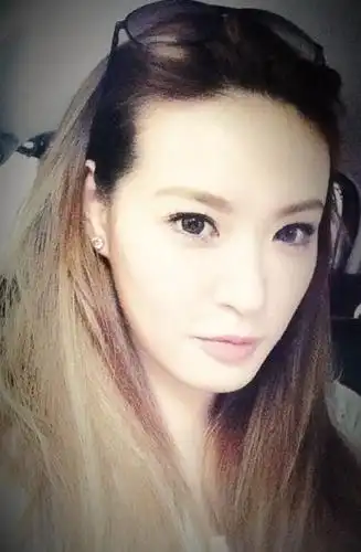 王力宏与辣妹共度春宵 绯闻女友力挫正牌之位