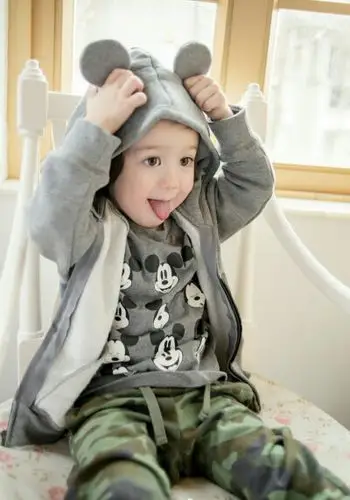 壁纸jackson周嘉诚