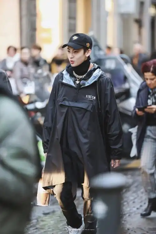 小姐姐的花店小鬼