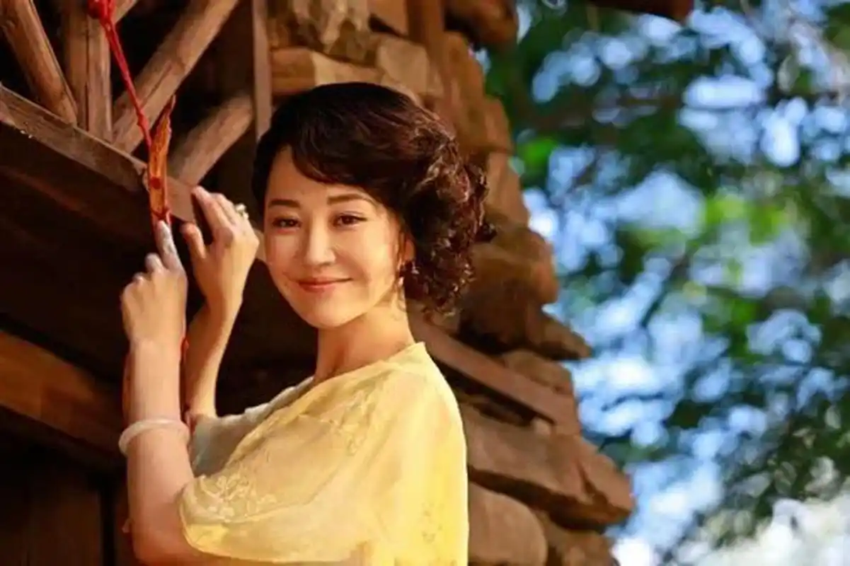 "保养得很好"的女明星之许晴  许晴年轻的时候被人说老气,记得她主演