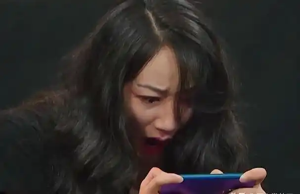 演技混子还是导师?张嘴闭嘴都是"我爷爷",满身上等人的傲慢