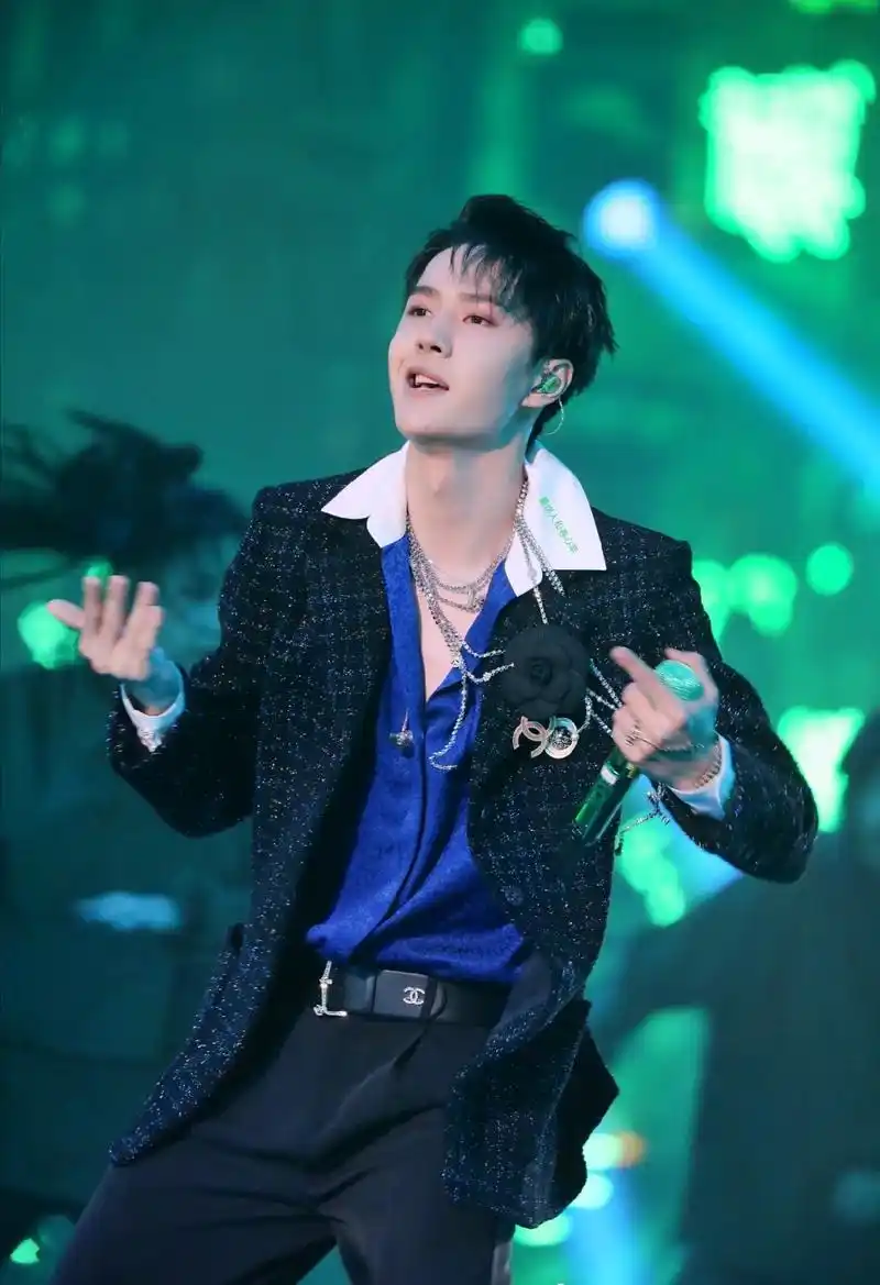 酷盖 #王一博无感 #王一博扭到我心里了 @抖音小助手  - 抖音