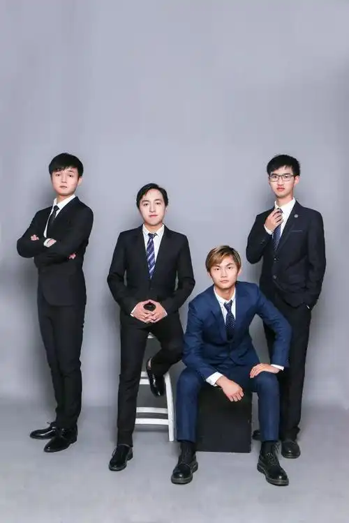 这是什么神仙宿舍四个帅气it男一起拿奖一起弹吉他一起读研深造