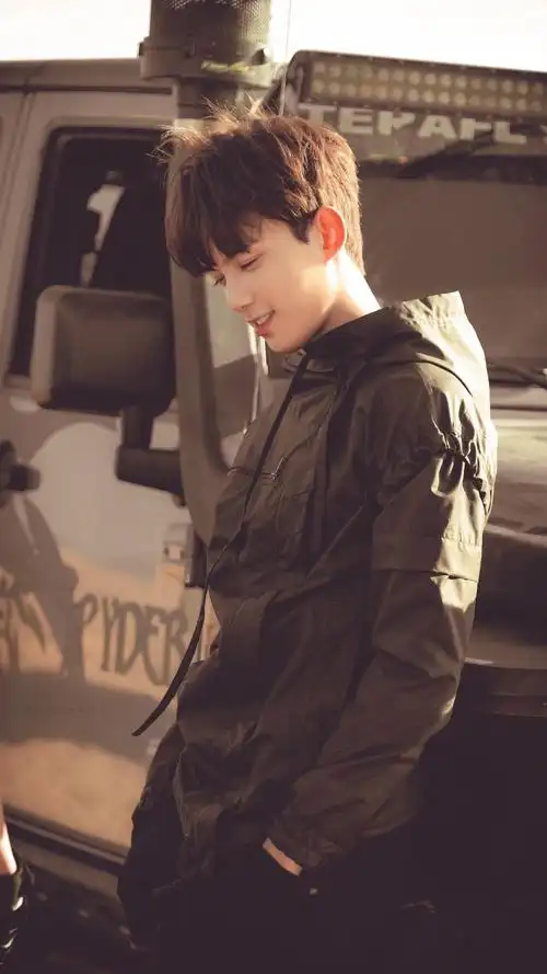 吴磊- 堆糖,美图壁纸兴趣社区