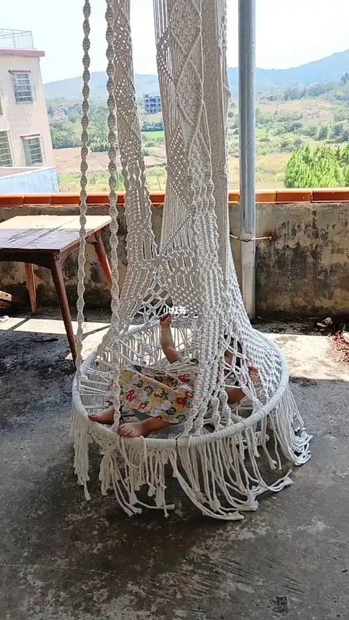 编绳吊椅