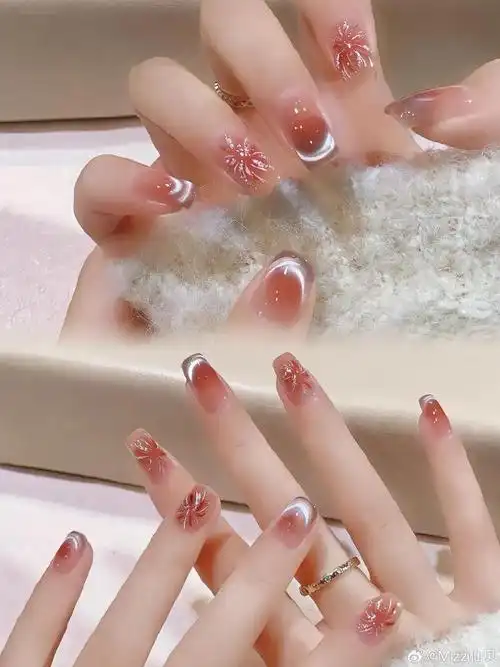 高级百搭渐变美甲#定格美丽##微博影像年