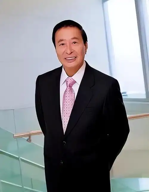 被首富爱上花10亿娶回家,8年生下四胎|李兆基|洪天明|嫁入豪门|百亿