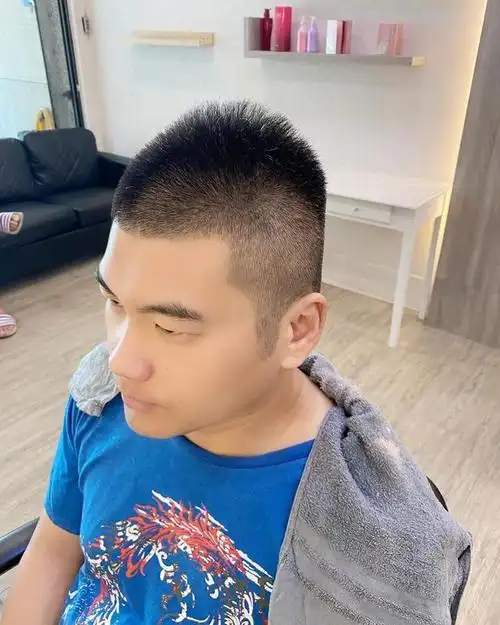 男生不剪寸头发型永远不知道自己有多痞帅