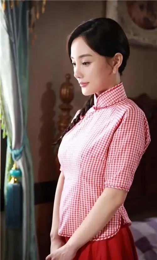 李小璐新剧旗袍洋装演绎民国范儿-旗袍-中国兰