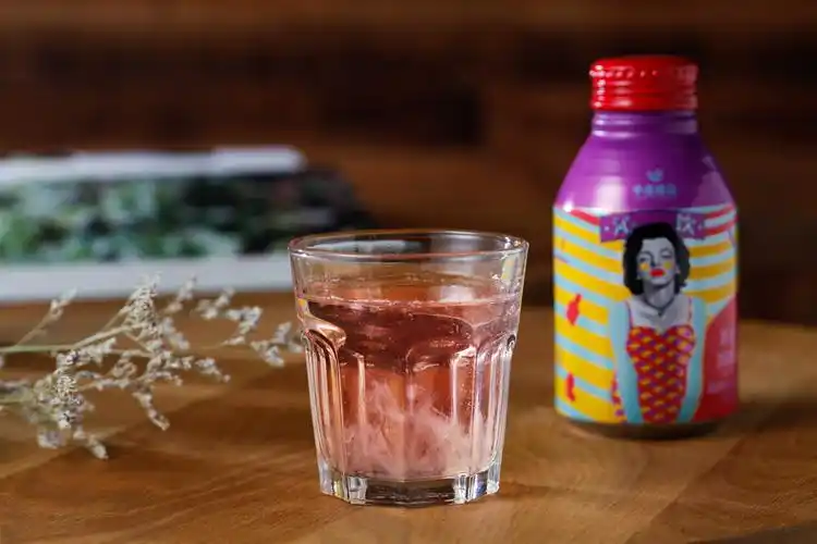 香港中燕臻品沁饮燕窝玫瑰胶原蛋白健康美味传统燕窝饮品明星同款