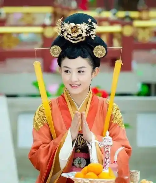 赵丽颖,彻底变了_杨幂_张艺谋_因为