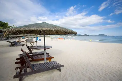 三亚旅游海南岛贝壳海滩高清壁纸