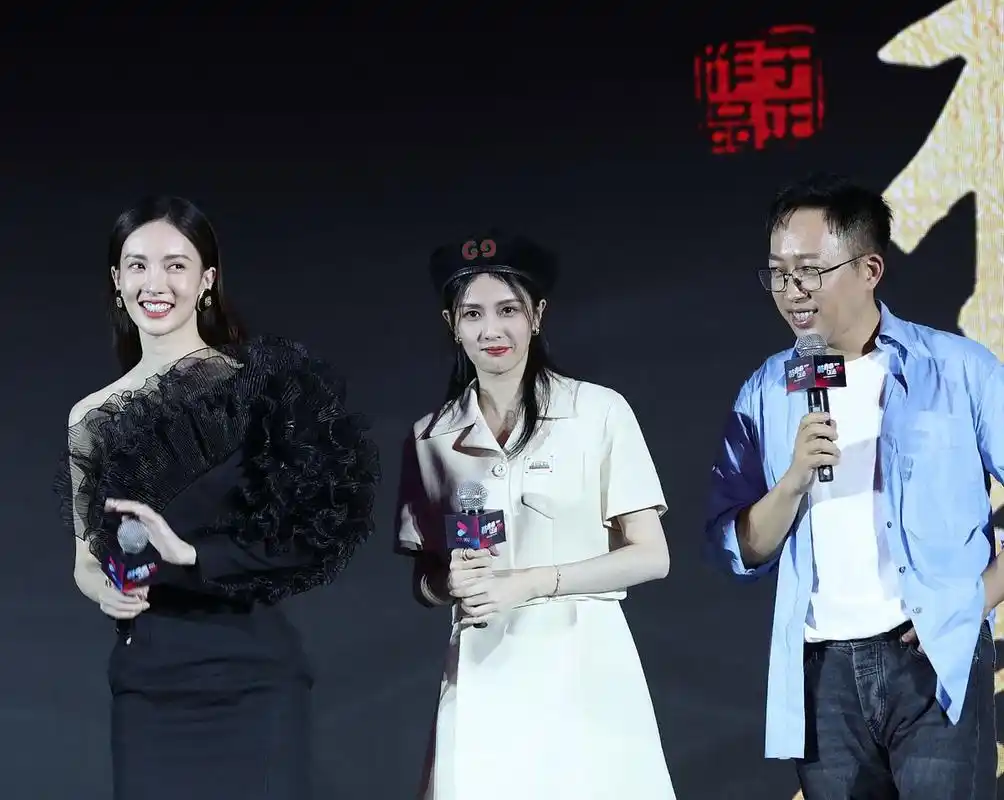 白鹿和金晨同框,都是美人,你更爱谁的颜呢[比心]?