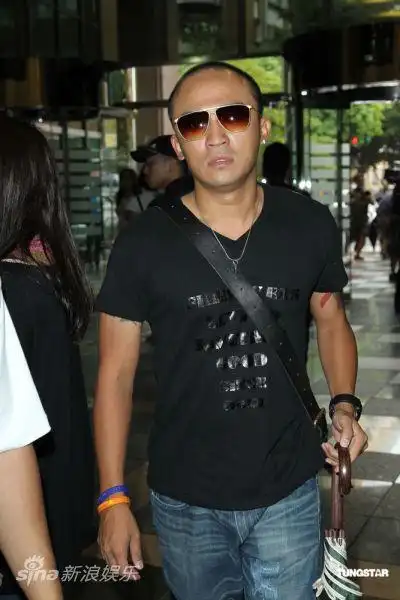 图文:台湾艺人大炳追思会-小马