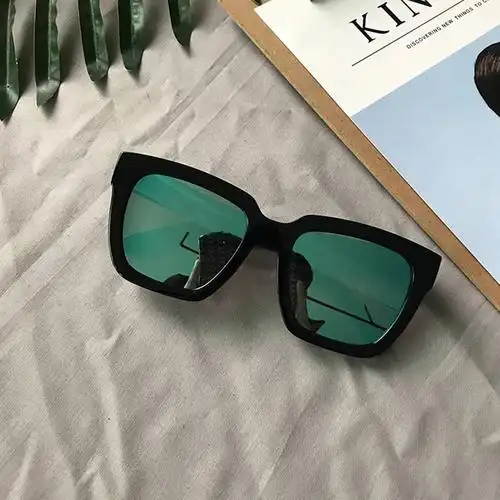 好奇网红明星同款眼镜女潮复古黑超圆脸方框太阳镜韩版彩膜反光墨镜男