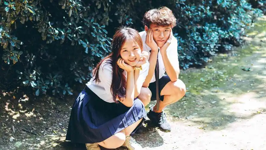 电脑壁纸 节日 情人节 2021最新情侣日系写真