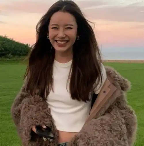 陈赫老婆网店遭质疑,粉丝吐槽衣服贵,质量差,张子萱表态:尽快解决问题