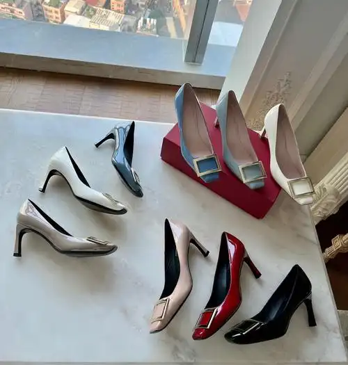 r高跟鞋v23新款浅口细跟漆皮方扣通勤气质女鞋-阿里巴巴