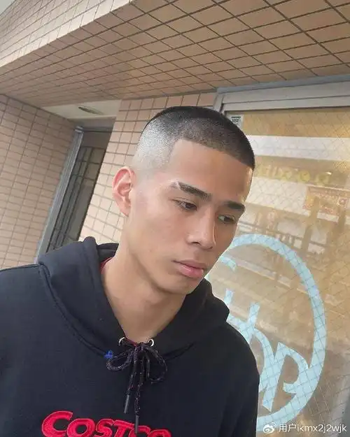 最考验男人颜值的发型来了,超短圆寸头,超级清爽有型|寸头|超短|发型