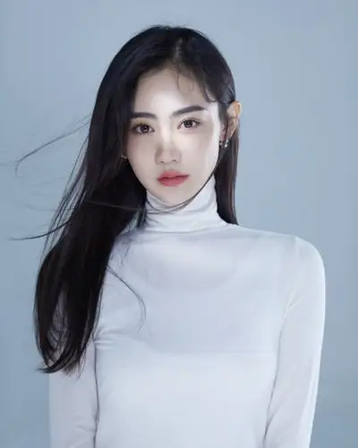 我是女演员热播曹赛亚展古韵美人风范