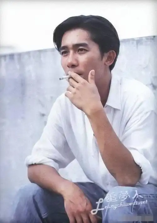 香港男神梁朝伟穿白衬衫帅呆了特别是最后几张惊为天人