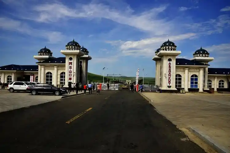 草原上的明珠——阿尔山