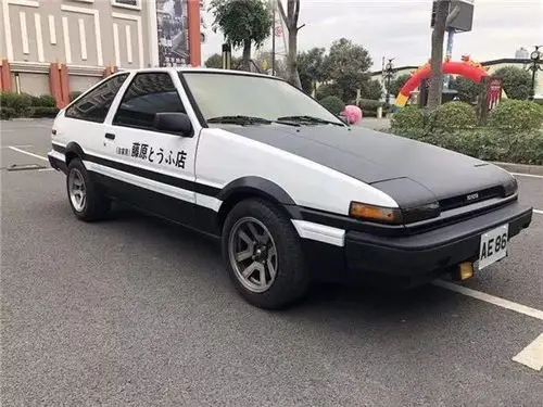 丰田ae86重出江湖,黄江二手车市场风云再起,再现头文字d_太平洋号