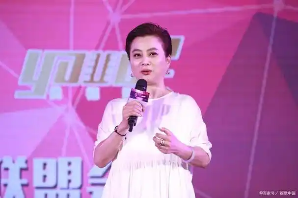 李玲玉:从甜歌皇后到人生赢家,她如何逆转人生,再获幸福?