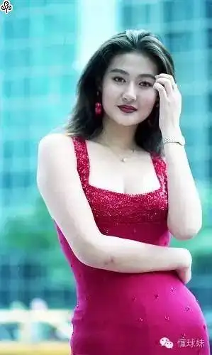 性感到艳绝!这是她的幸运也是不幸