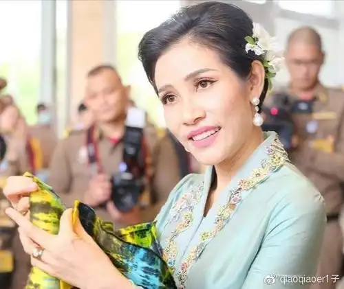 泰国王后苏提达费尽心机争取来的最后可能都是泡影