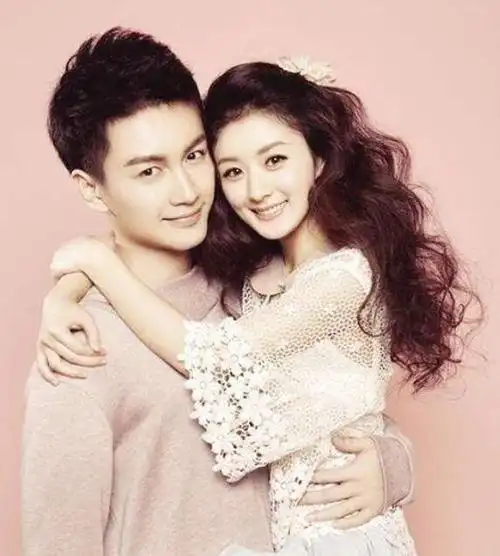 杨蓉陈晓结婚照,陈晓陈妍希求婚视频(于正暗指陈晓和杨蓉也曾在一起)