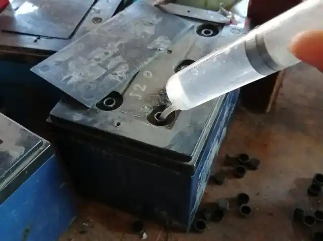 铅酸蓄电池—电瓶极板硫化的修复方法2