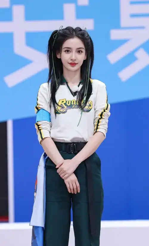 就像林间精灵一样~baby这套造型少女感绝了 姐姐真的不是18岁吗06!