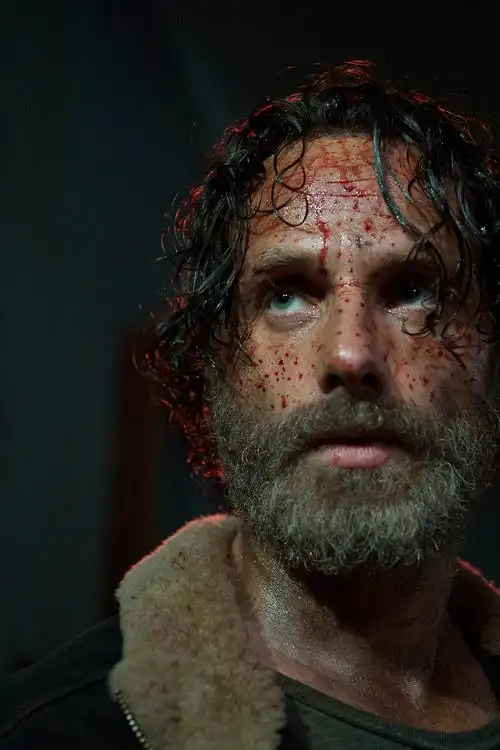 《行尸走肉》第5季大结局猜想 谁无法活到2015年?