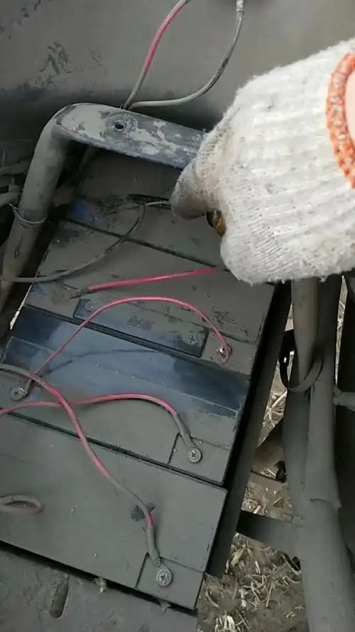 教你串联电动车电瓶,正确安装