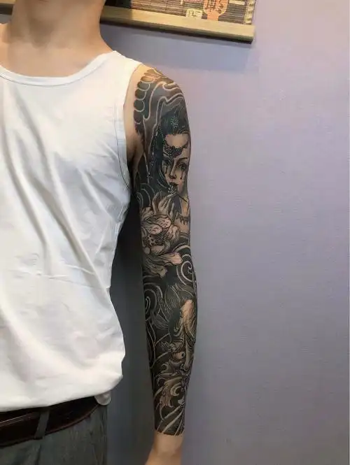 花5000修改一条花臂是什么感觉