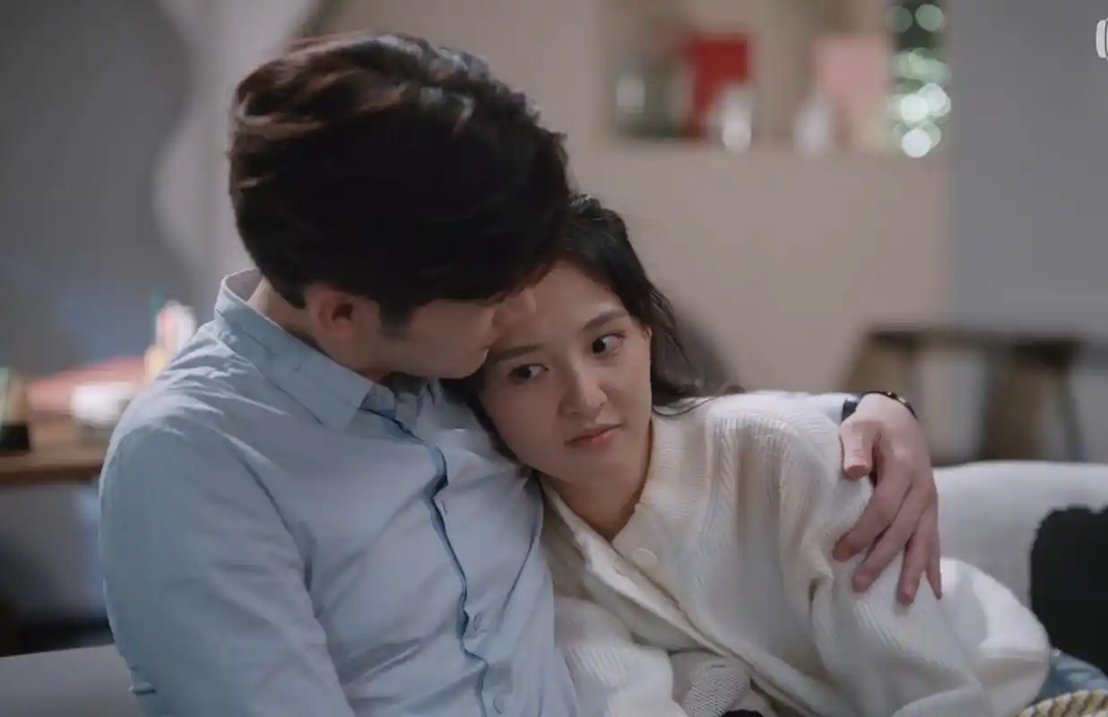 张彬彬吴倩三分野上头# "徐燕时"追老婆,用男性强势的吻让"向园"糜行